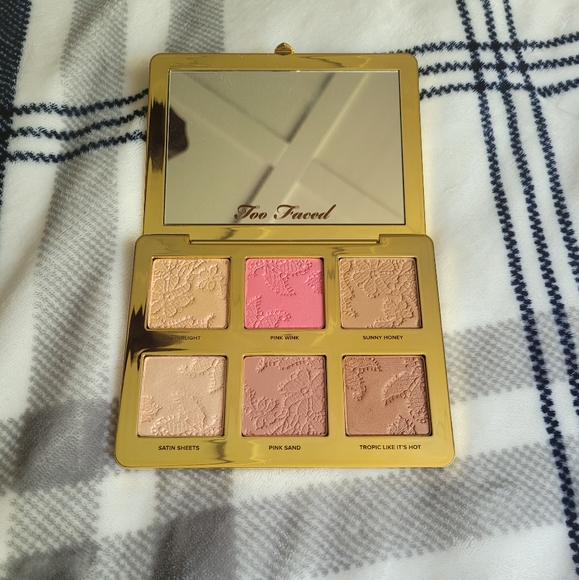 Too Faced - Natural Face Palette - Picture 1 of 2